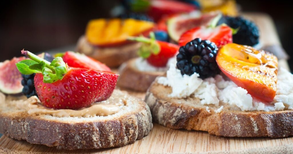 Eating for Energy: Fuel Your Day the Right Way 7 Eating for Energy: Fuel Your Day the Right Way