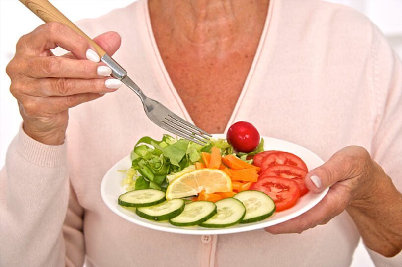 The Truth About Fad Diets: What Really Works 1 The Truth About Fad Diets: What Really Works