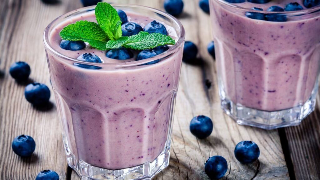 How to Make Your Own Healthy and Delicious Smoothies 11 How to Make Your Own Healthy and Delicious Smoothies