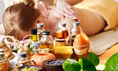 Aromatherapy: Harnessing the Essence of Wellness 1 Aromatherapy: Harnessing the Essence of Wellness